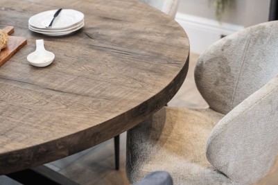 Leamington Round Oak Table With Black Base